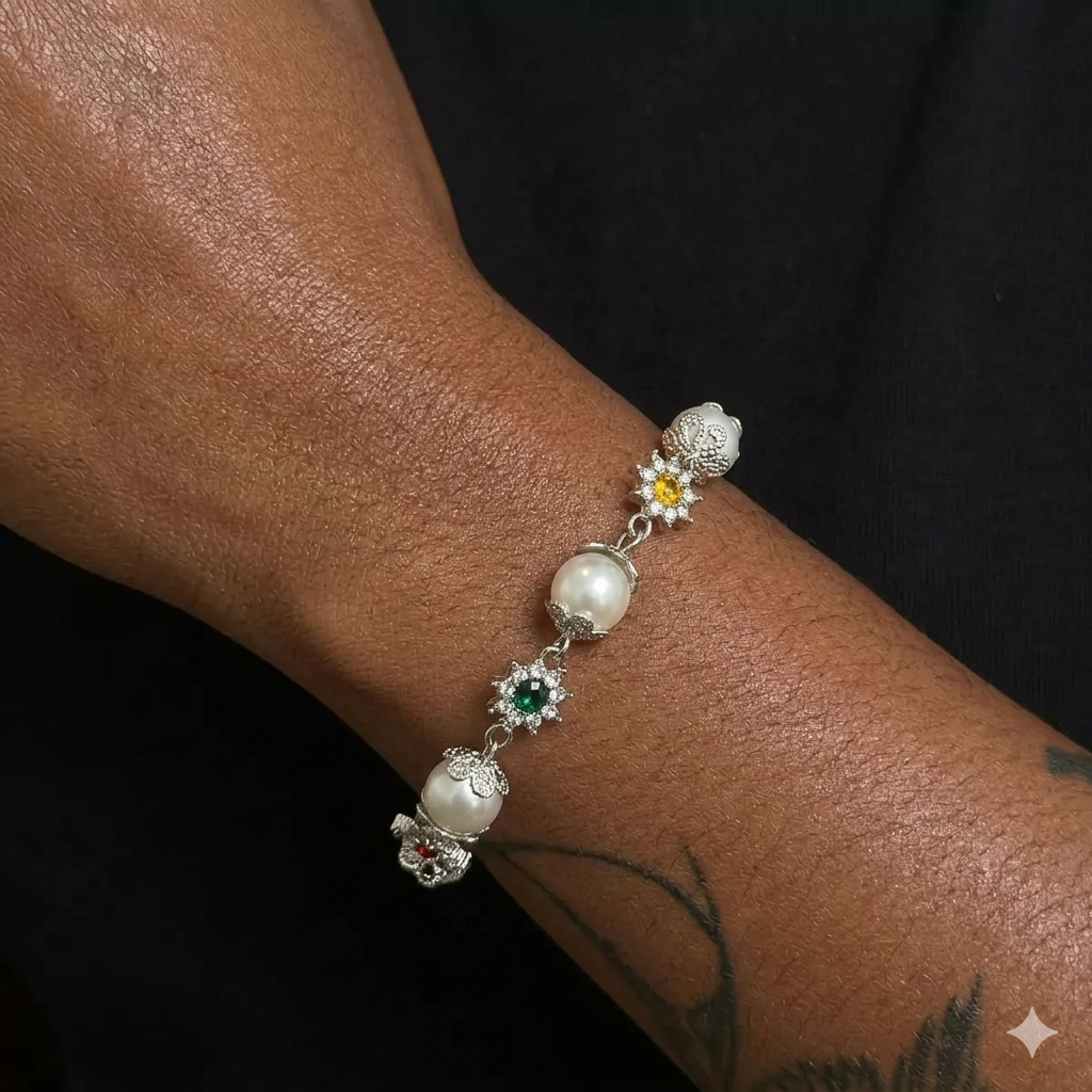 Vintage pearl bracelet