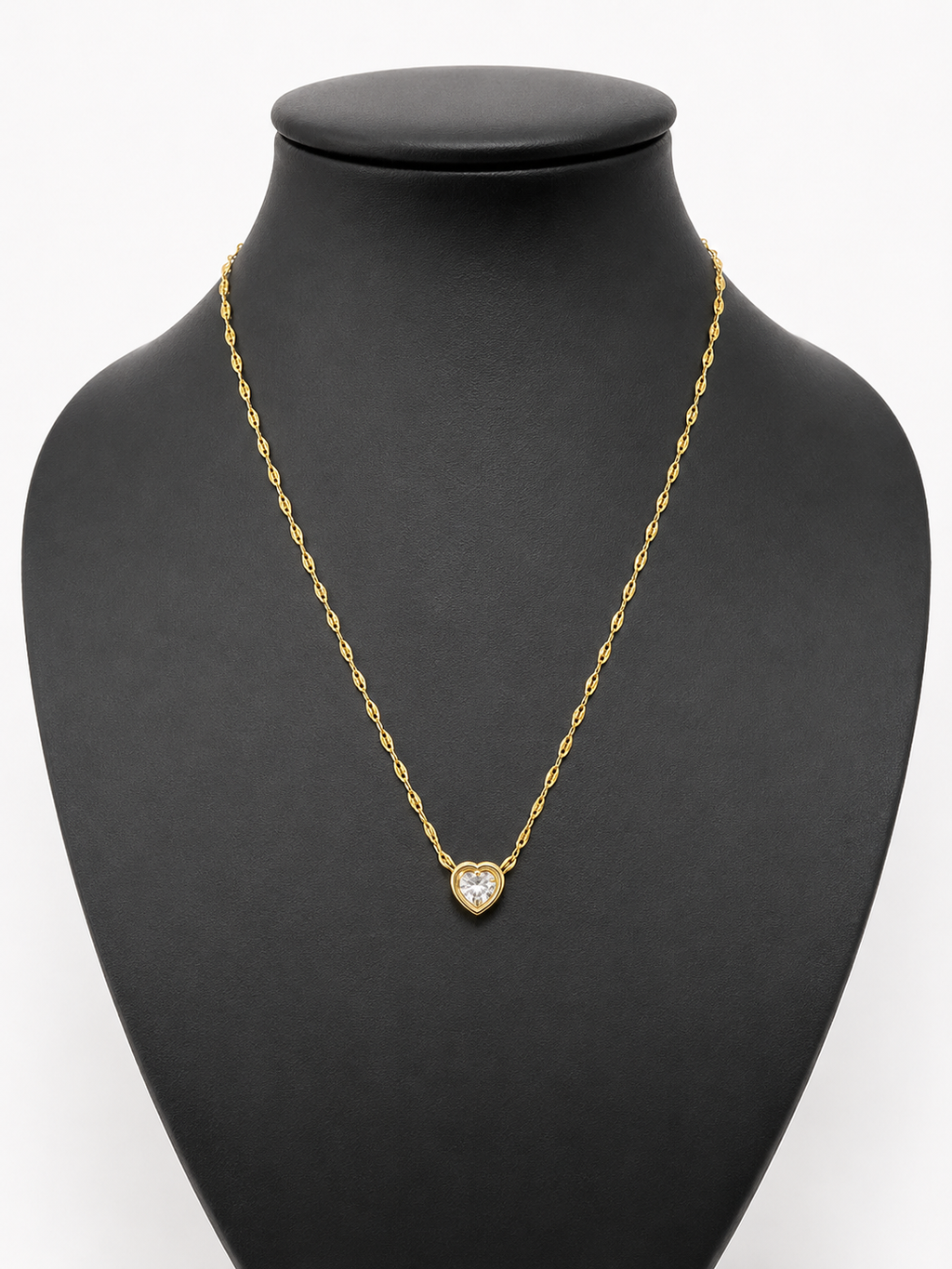 Lily gem crust heart stainless necklace