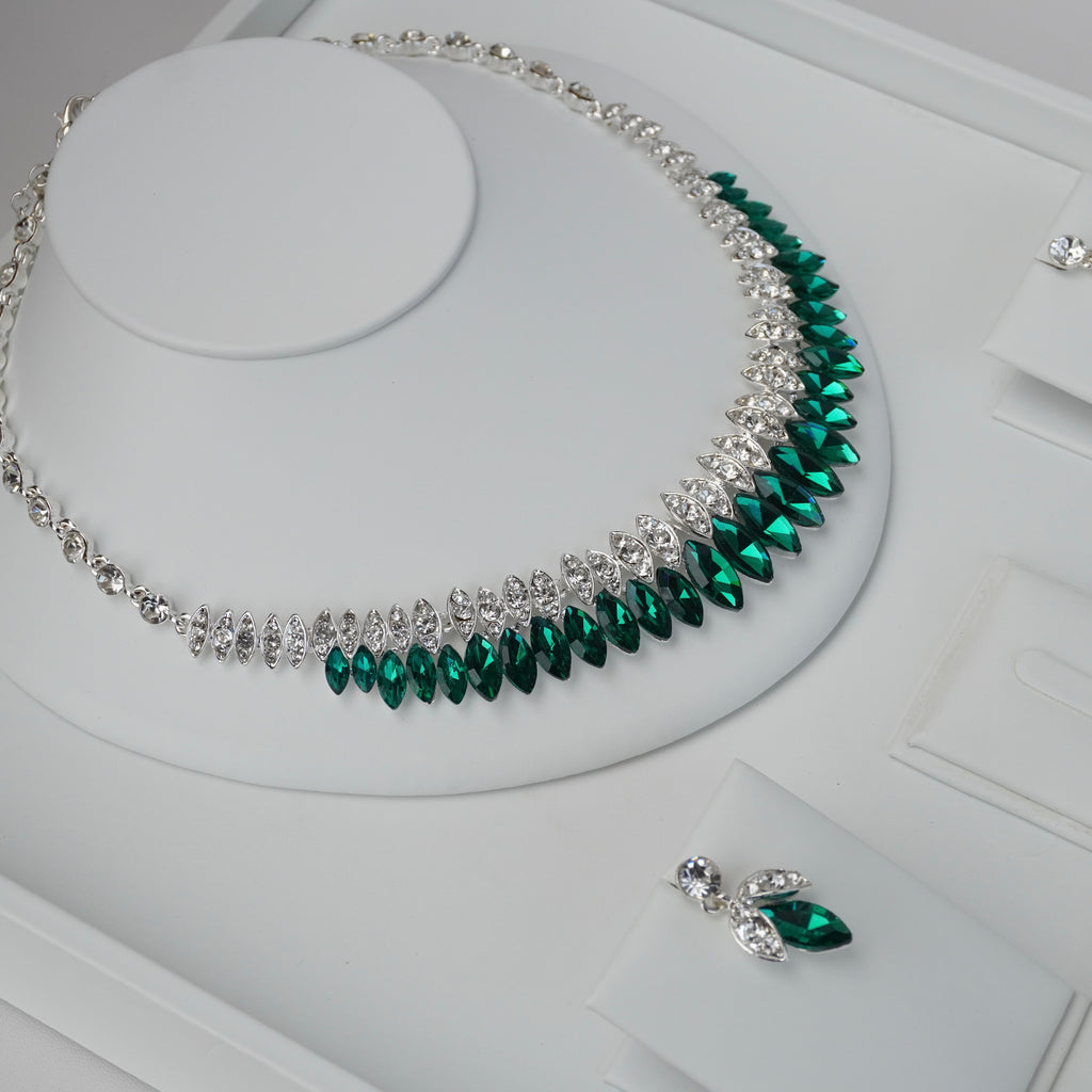 The emerald bridal set