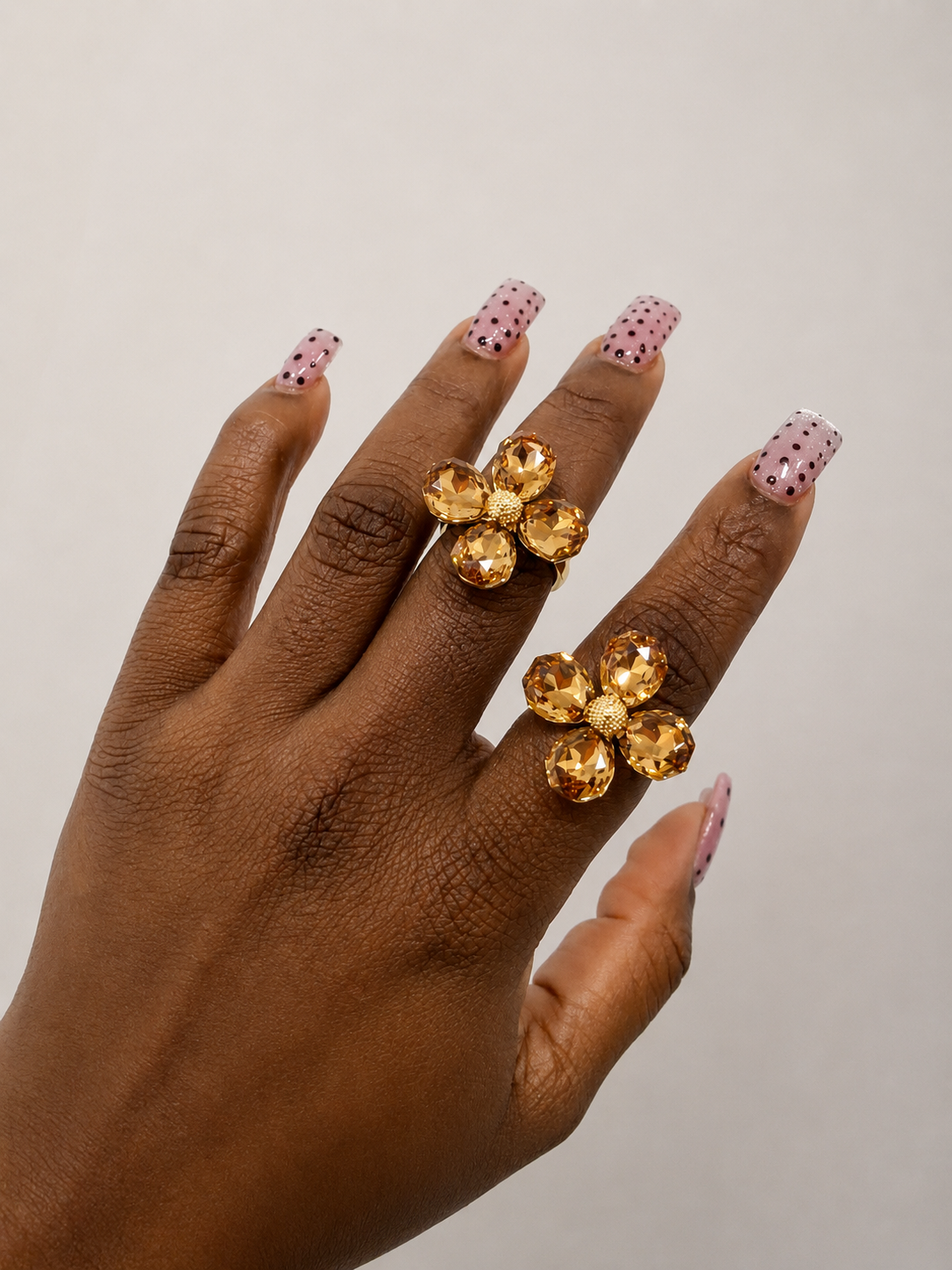 Honey bloom ring