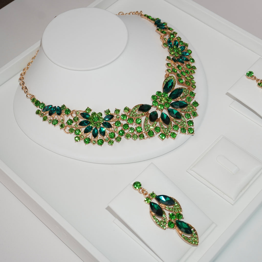 The Verde royal set