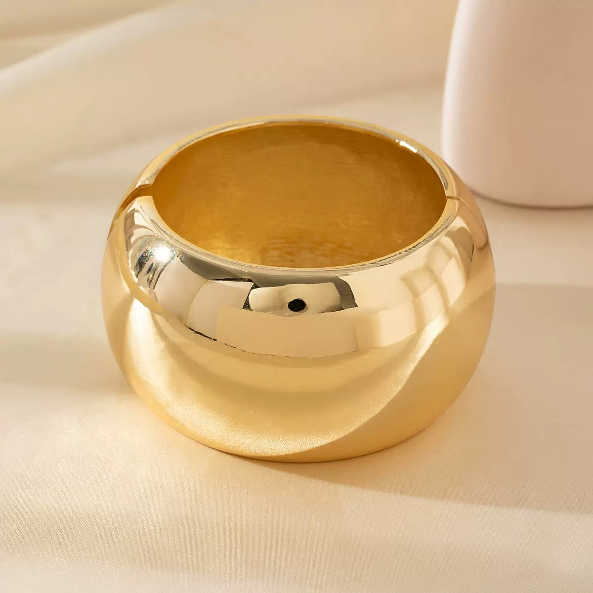 Large sphere bangles