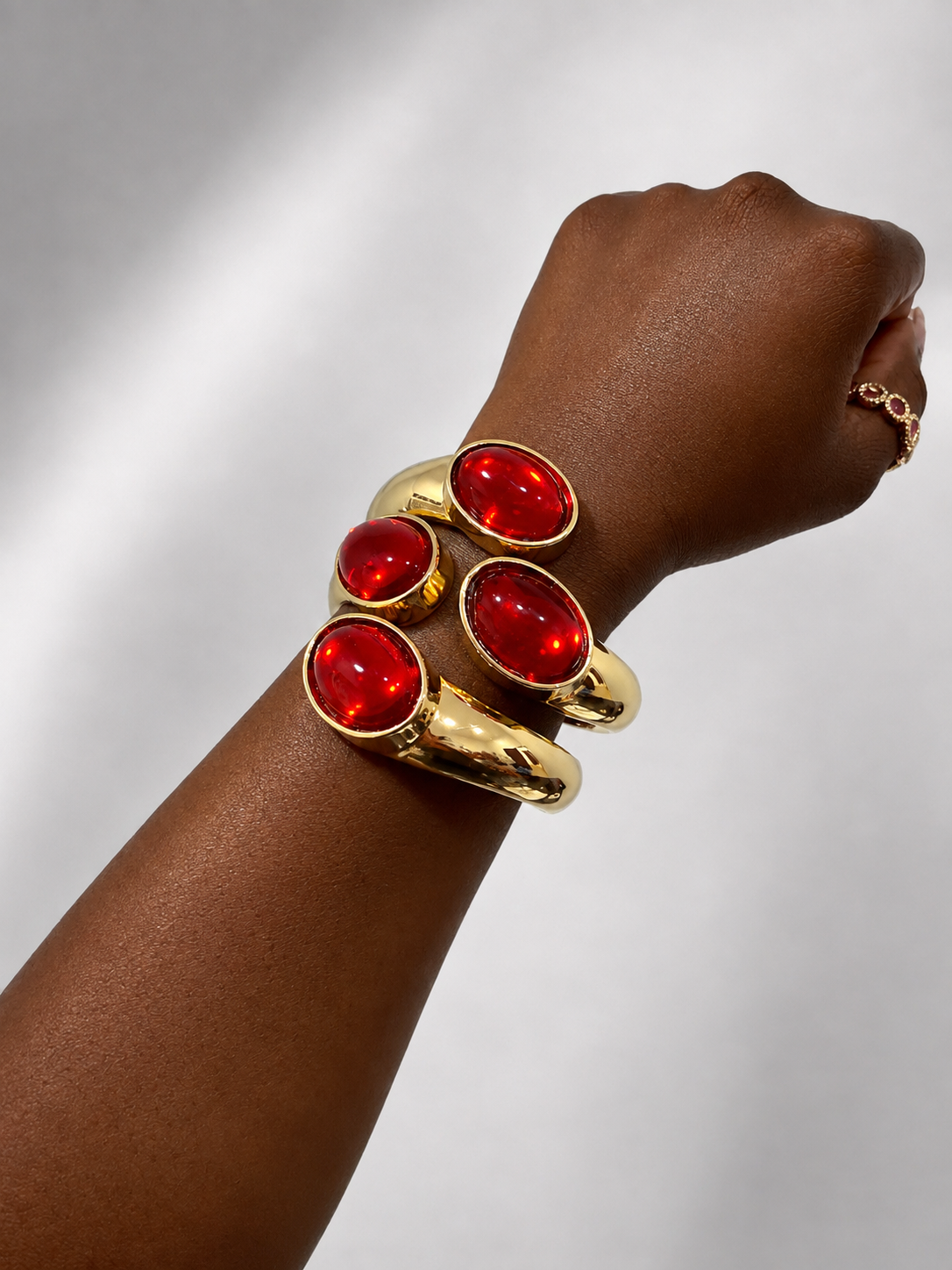Scarlet aura bangle