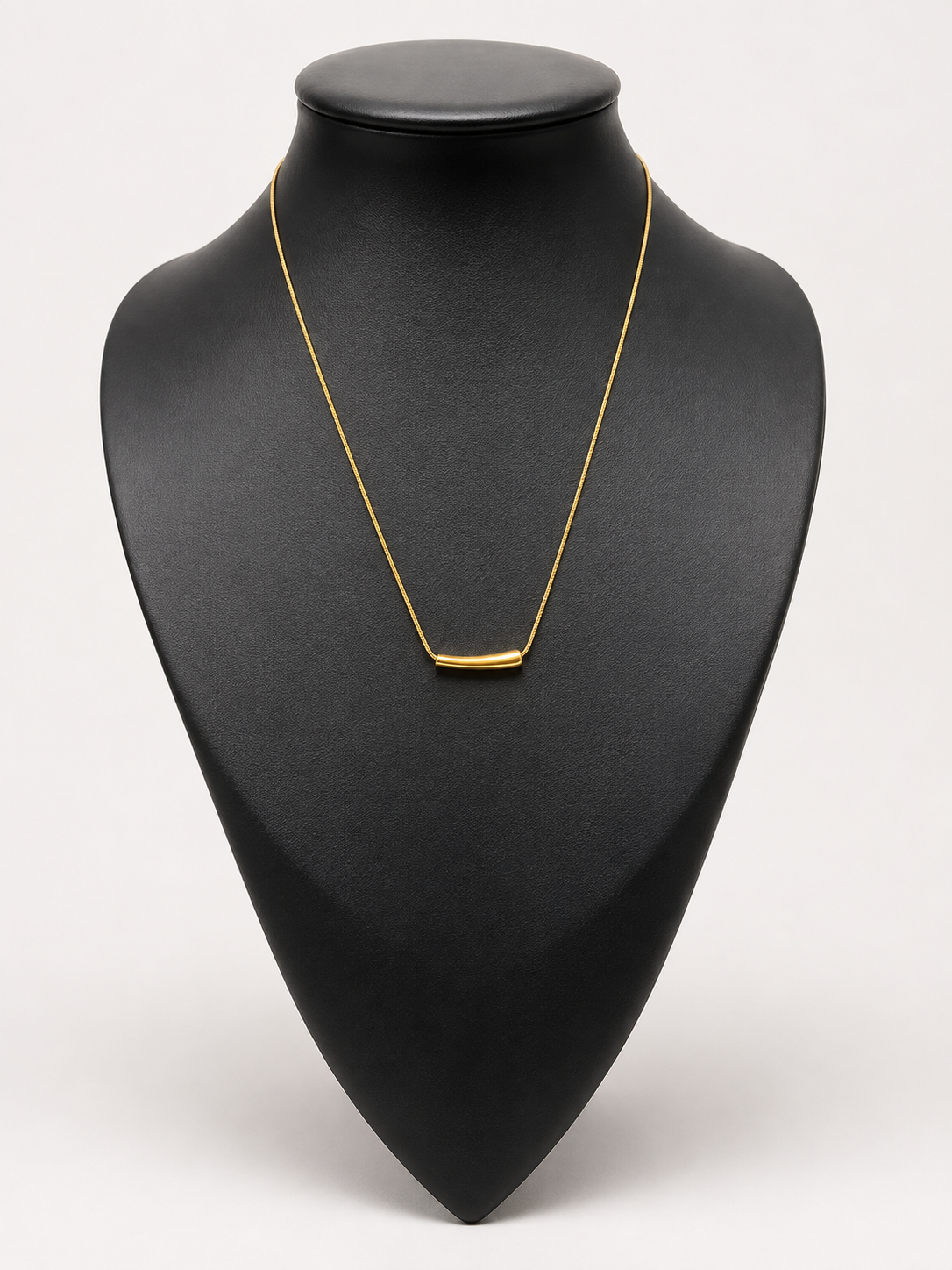 Lily linea gold stainless necklace